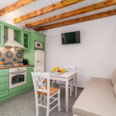 Victoria - Koskinou Traditional House Holiday home *